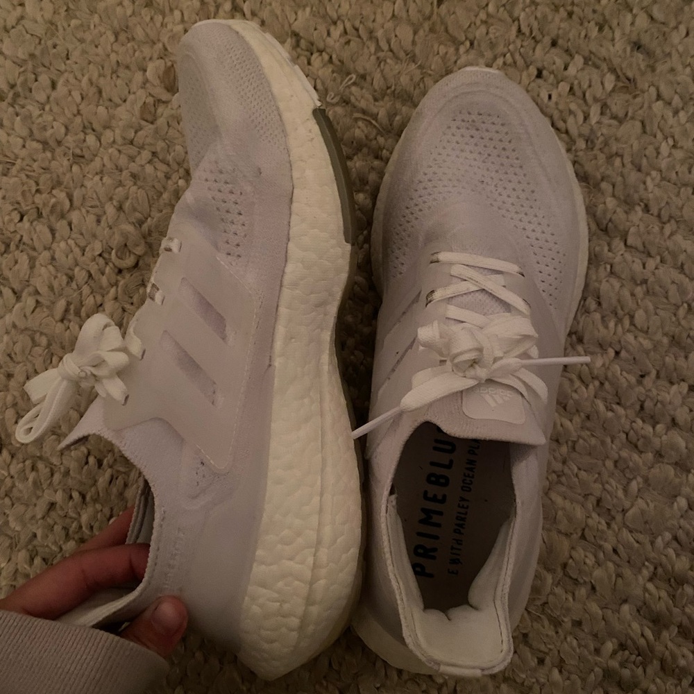 White Adidas Ultra Boost